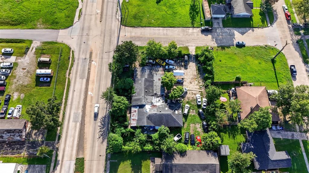 8501 Tidwell Road Houston, TX 77078 - Photo 5 of 19 Gallery Image 5