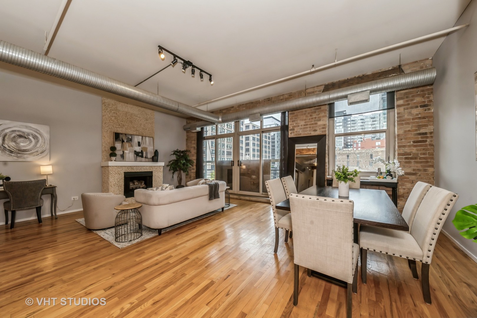 417 South Jefferson Street, Unit 306 Chicago, IL 60607 - Photo 3 of 23 Gallery Image 3