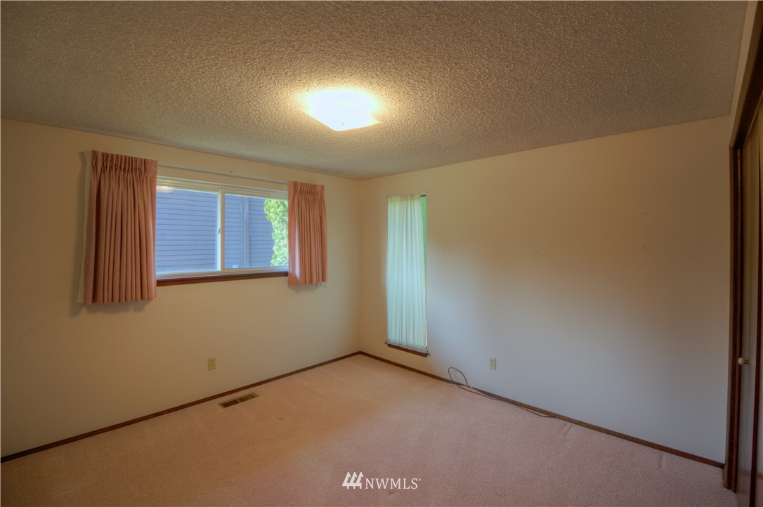 7011 Mullen Road Southeast Olympia, WA 98503 - Photo 16 of 25 Gallery Image 16