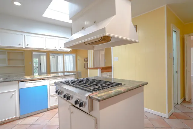 $2,250 | 7914 Braes Meadow Drive, Houston, TX 77071