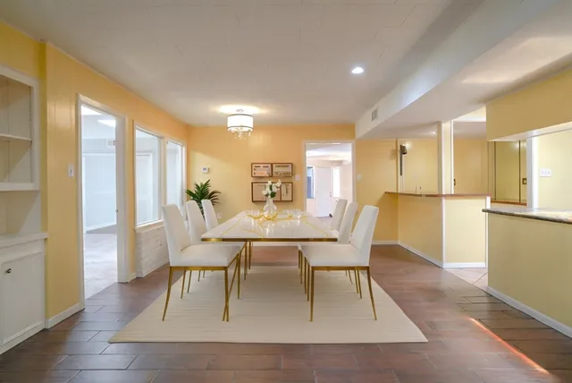 $2,250 | 7914 Braes Meadow Drive, Houston, TX 77071