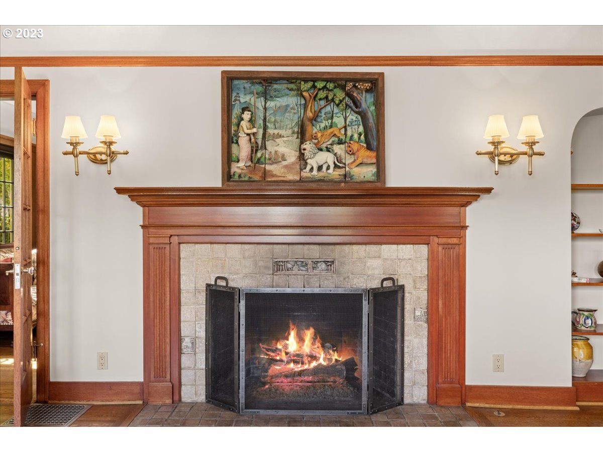 2896 Northwest Westover Road Portland, OR 97210 - Photo 10 of 34 Gallery Image 10