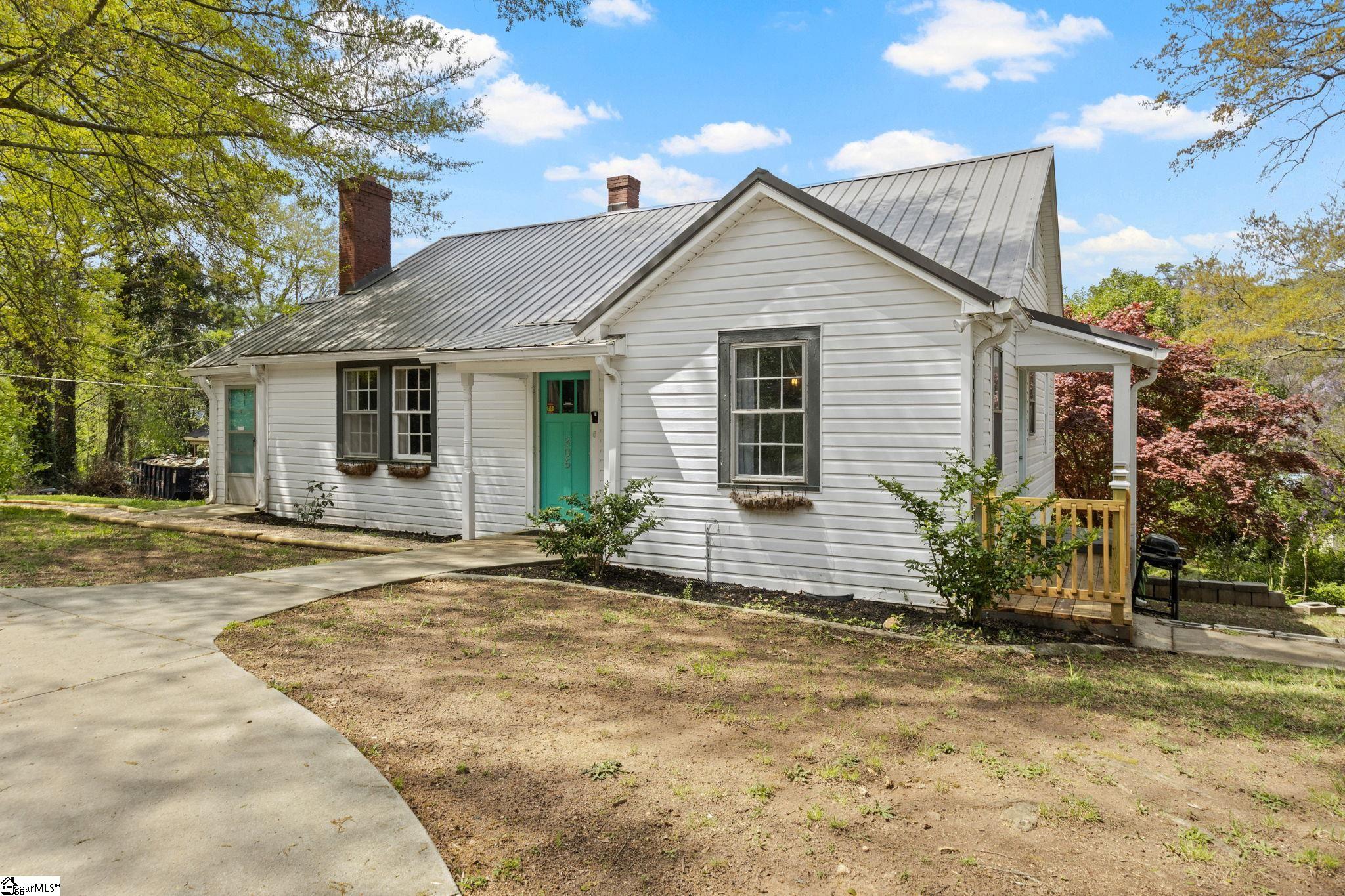 305 West Morse Street Pendleton, SC 29670 - Photo 1 of 31