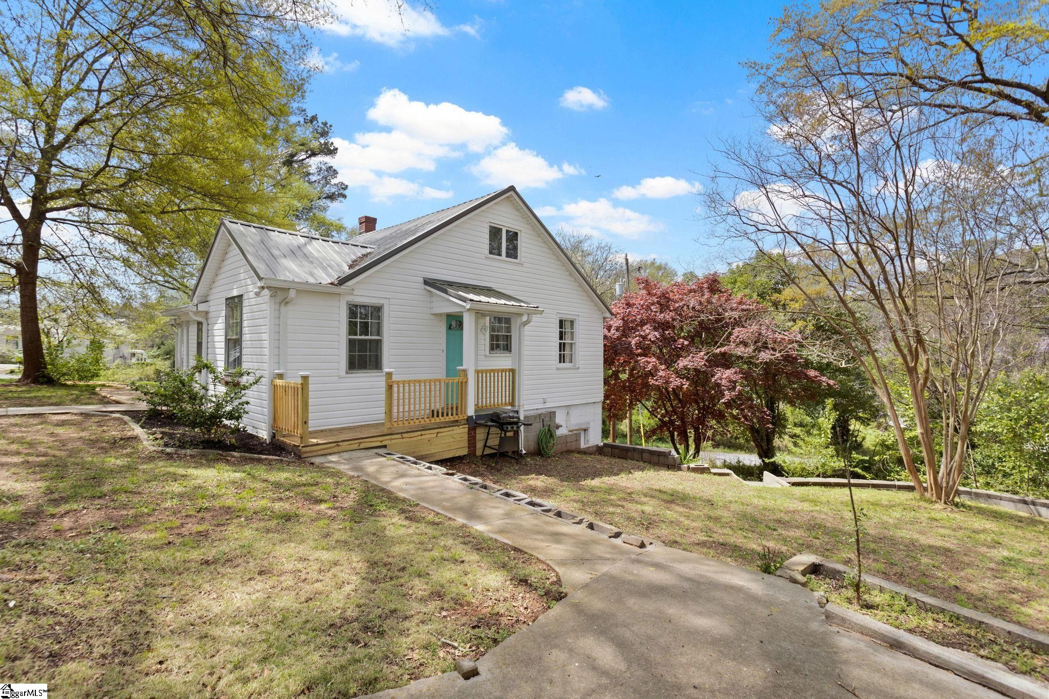 305 West Morse Street Pendleton, SC 29670 - Photo 4 of 31