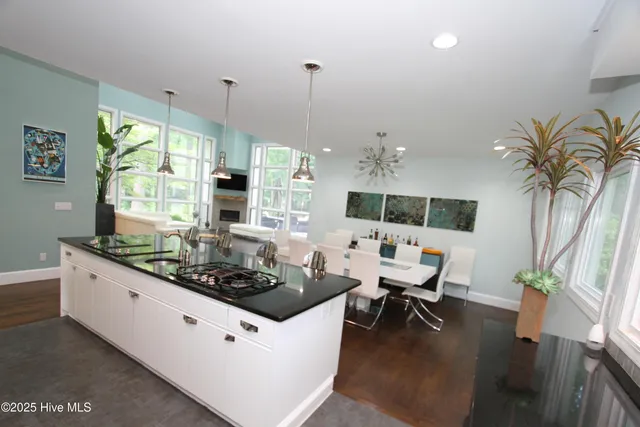 $600,000 | 1458 Forest Acres Drive, Greenville, NC 27834