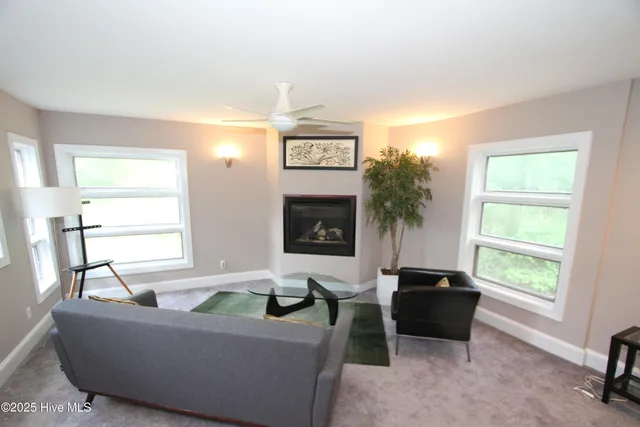 $600,000 | 1458 Forest Acres Drive, Greenville, NC 27834