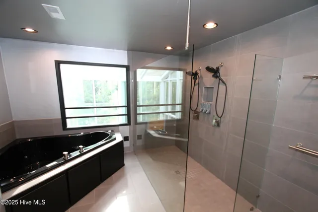 $600,000 | 1458 Forest Acres Drive, Greenville, NC 27834