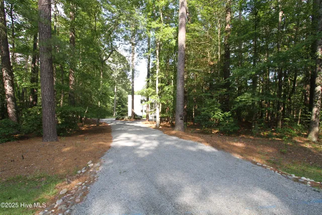 $600,000 | 1458 Forest Acres Drive, Greenville, NC 27834