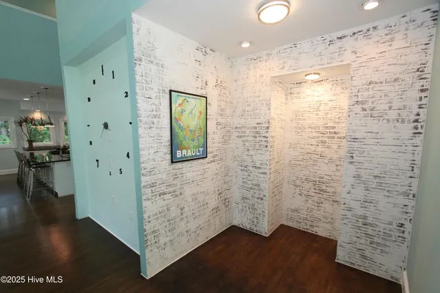 $600,000 | 1458 Forest Acres Drive, Greenville, NC 27834