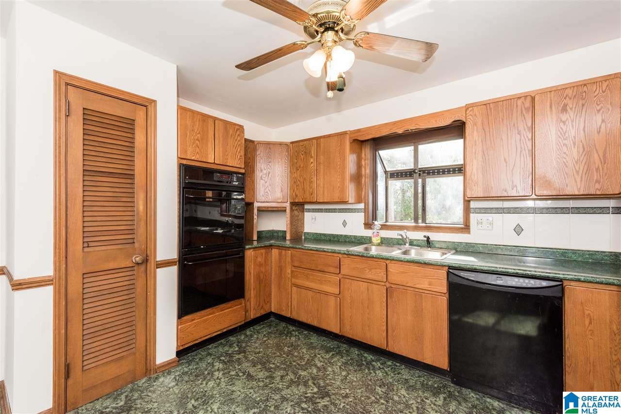 3204 Teakwood Road Birmingham, AL 35226 - Photo 12 of 49