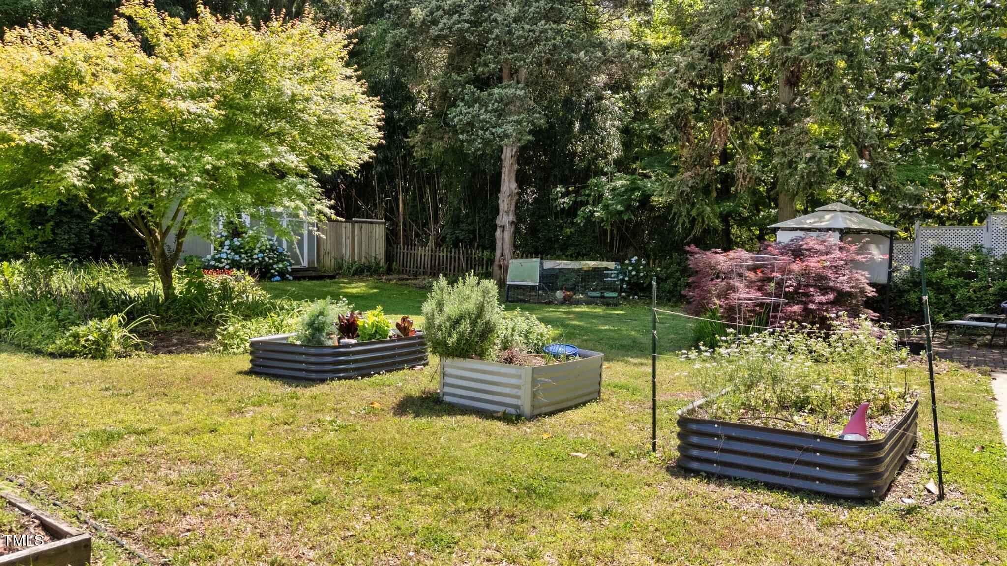 925 South Chestnut Street Henderson, NC 27536 - Photo 25 of 28