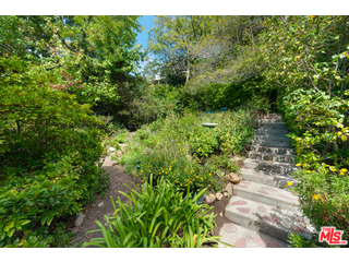 416 Mesa Road Santa Monica, CA 90402 - Photo 3 of 3 Gallery Image 3
