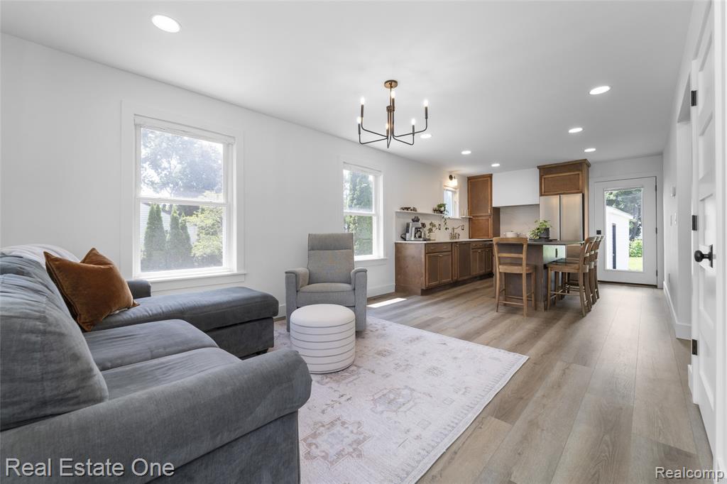 3000 Longview Avenue Rochester Hills, MI 48307 - Photo 4 of 24