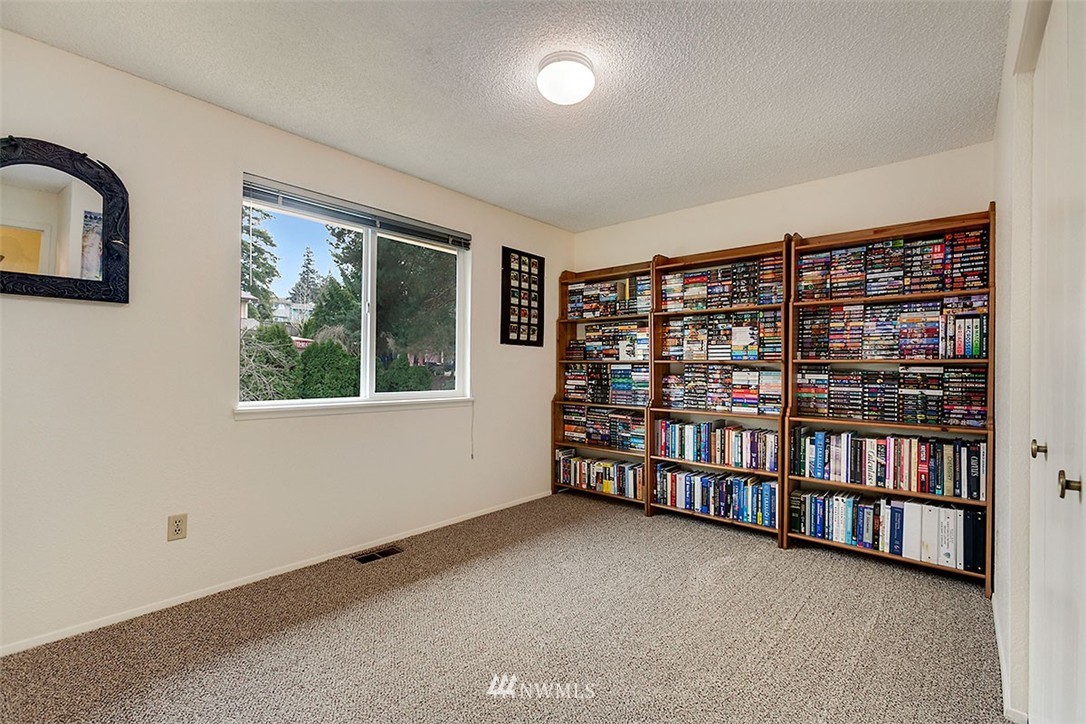 2527 Talbot Crest Drive South Renton, WA 98055 - Photo 14 of 23 Gallery Image 14
