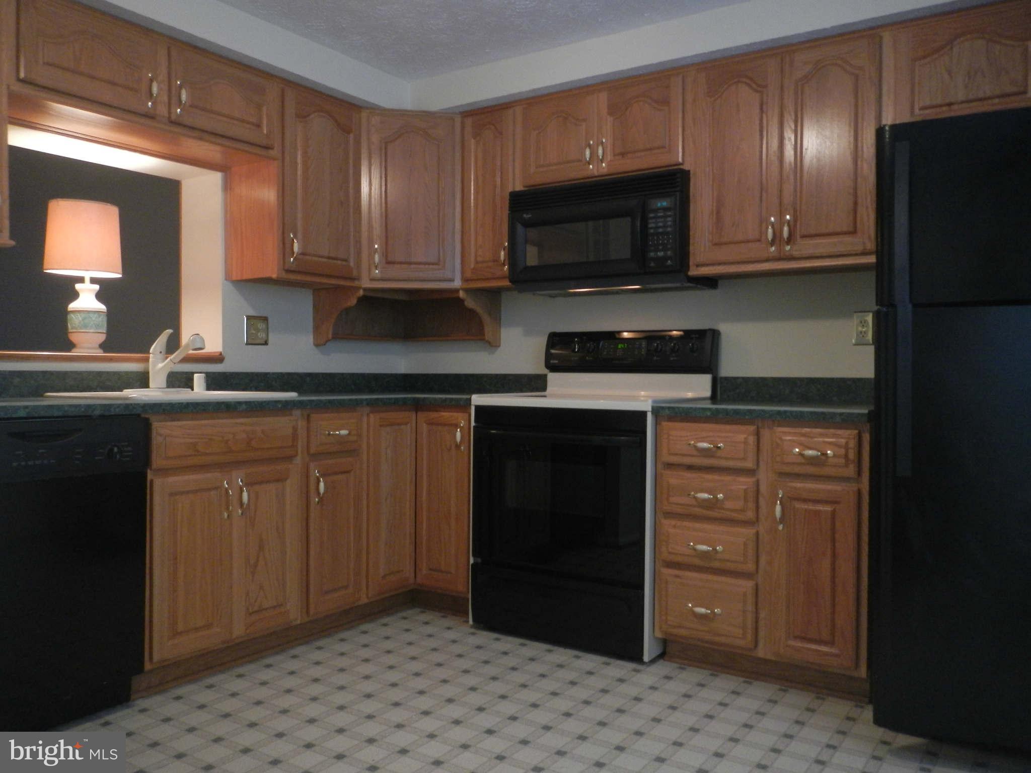 4911 Clifford Road Perry Hall, MD 21128 - Photo 4 of 20 Kitchen