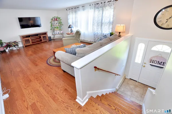 $524,900 | 17 Jefferson Drive, New Milford, CT 06776