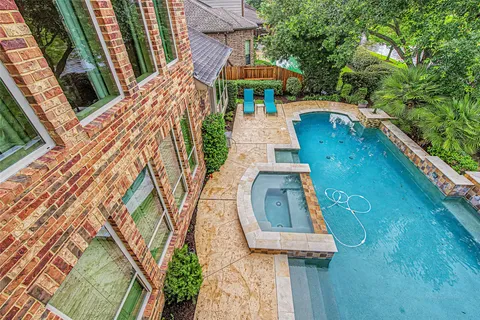 $900,000 | 83 Wyndehaven Lakes Drive, Katy, TX 77494