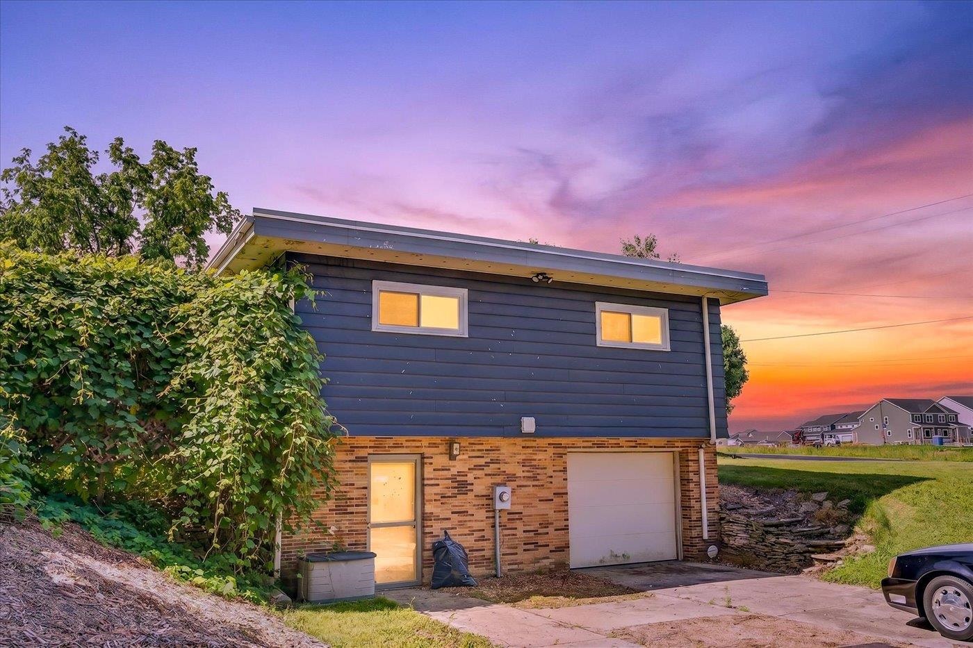 3142 Larsen Road Madison, WI 53711 - Photo 7 of 33