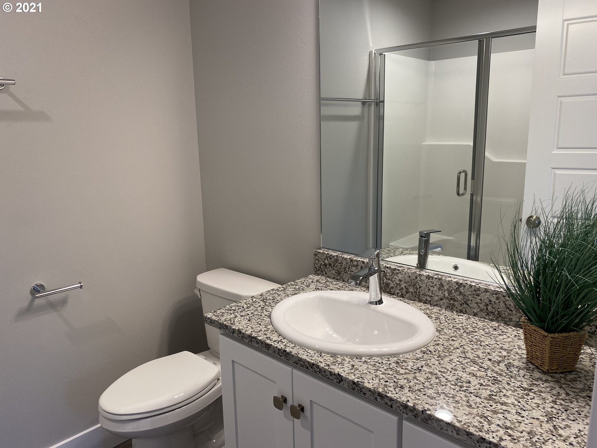 1135 South 57th Place Springfield, OR 97478 - Photo 12 of 21