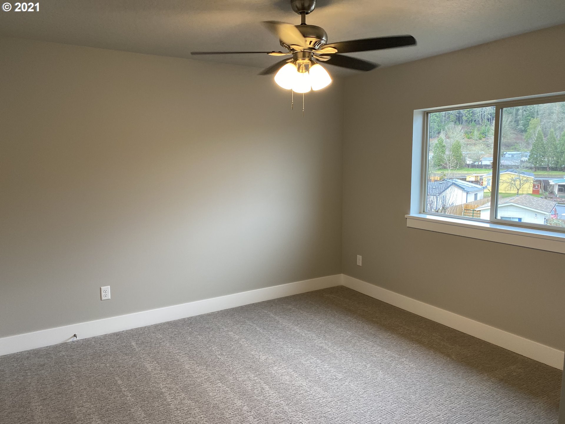 1135 South 57th Place Springfield, OR 97478 - Photo 18 of 21