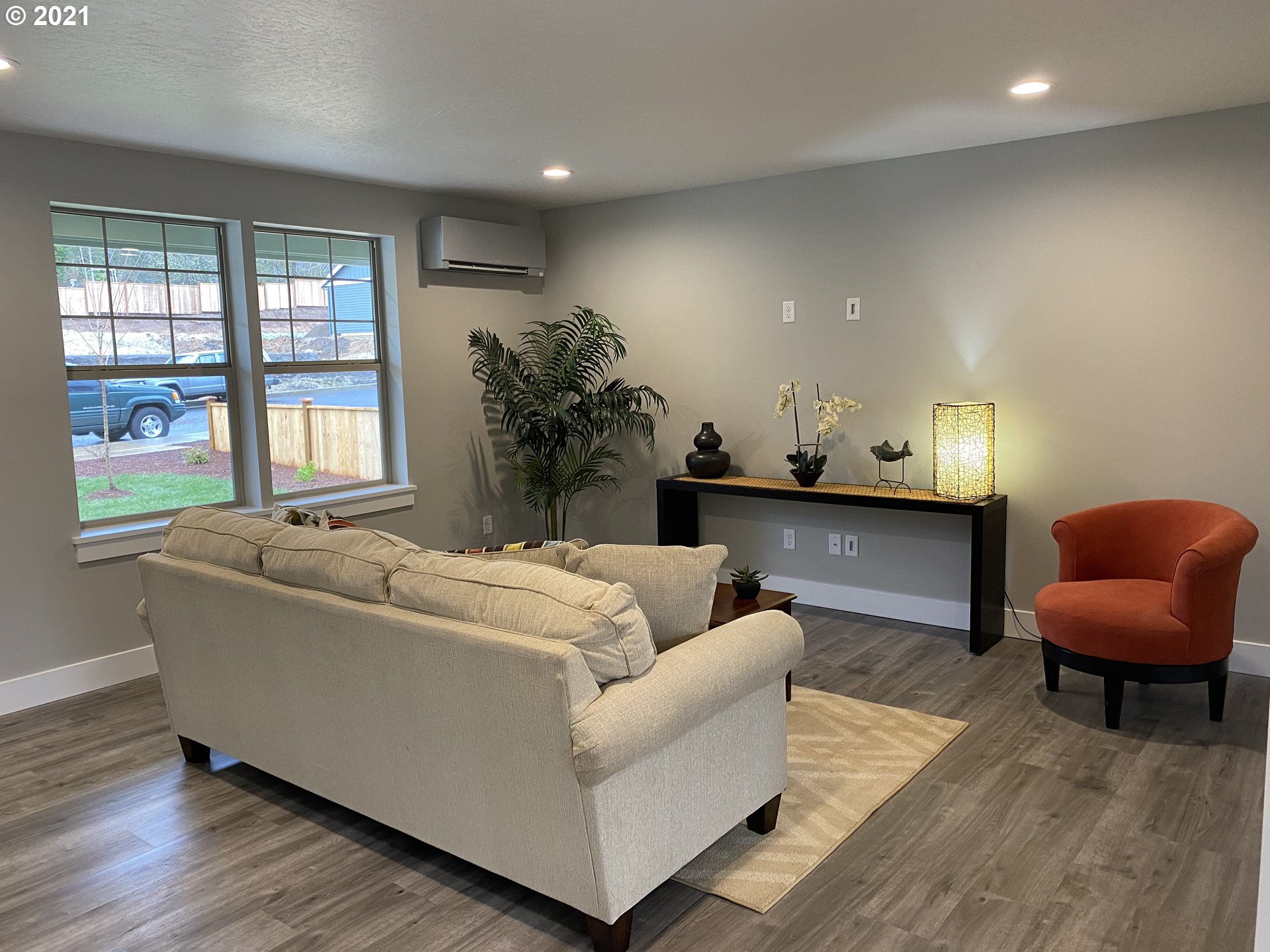 1135 South 57th Place Springfield, OR 97478 - Photo 4 of 21