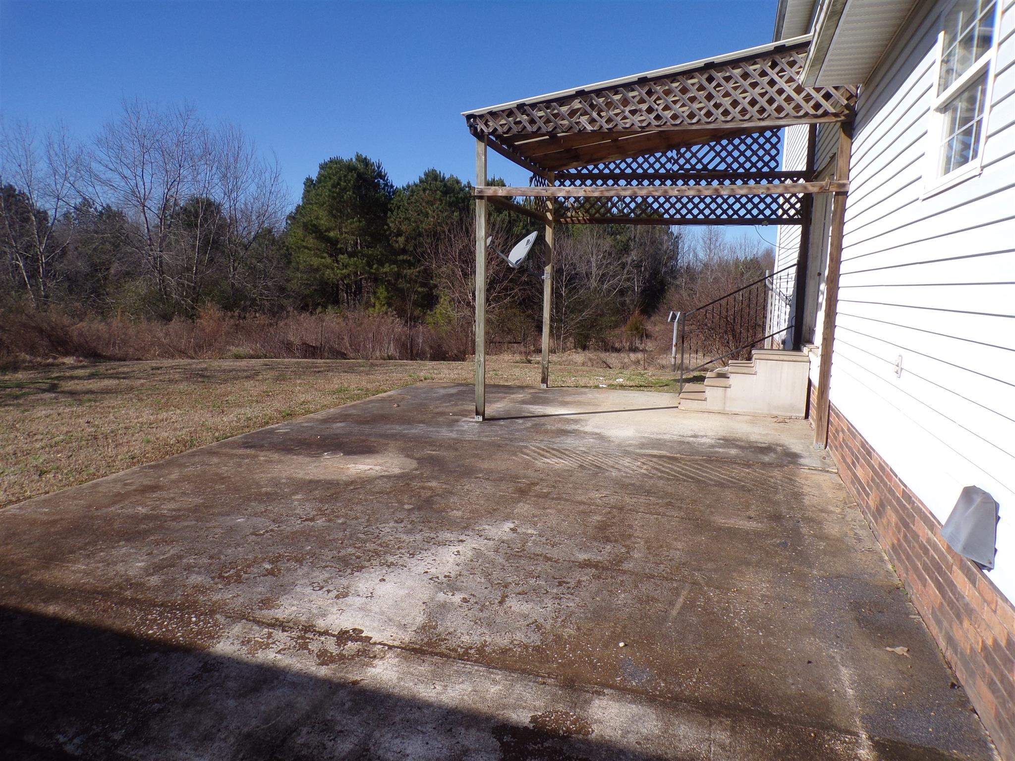 2117 Fall River Road Leoma, TN 38468 - Photo 20 of 24 Patio