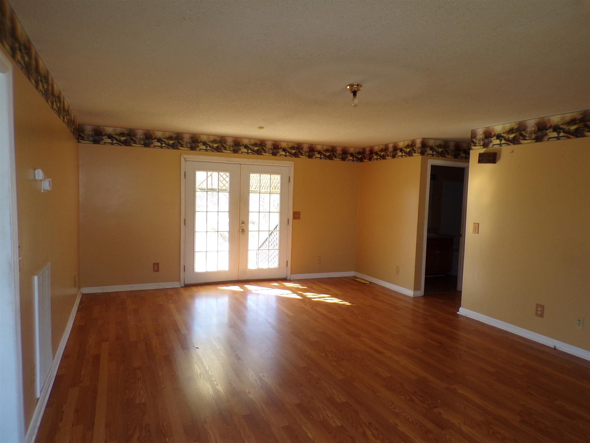 2117 Fall River Road Leoma, TN 38468 - Photo 3 of 24 Living Room