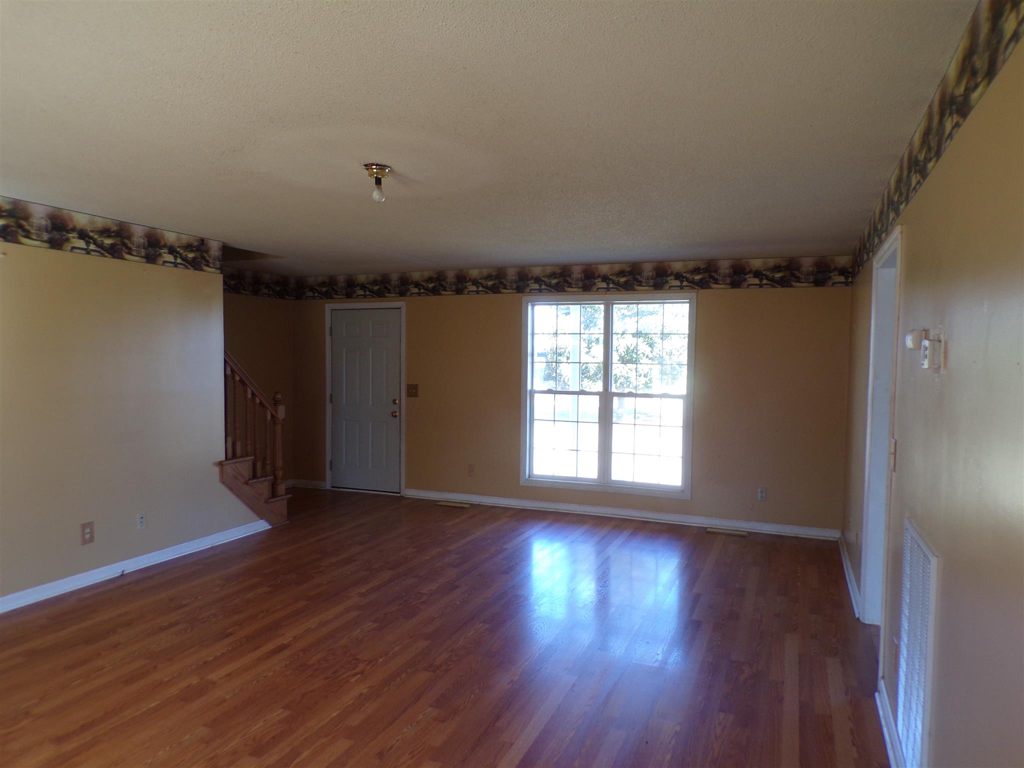 2117 Fall River Road Leoma, TN 38468 - Photo 4 of 24 Living Room