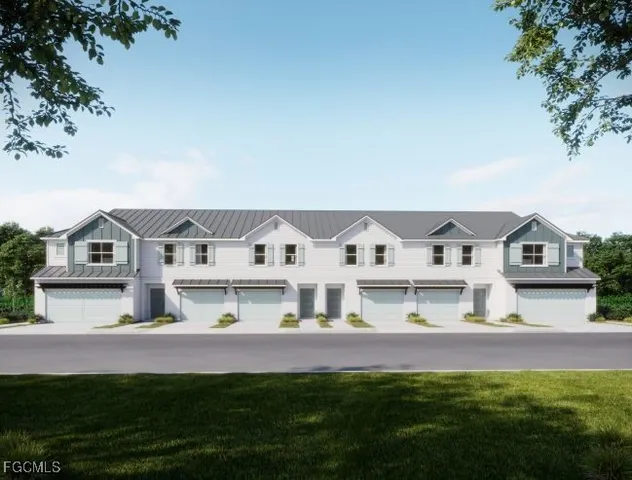 $334,900 | 10538 Fountain Palm Circle, Bokeelia, FL 33922