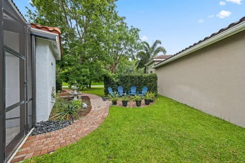 $899,900 | 8396 Calabria Lakes Drive, Boynton Beach, FL 33473