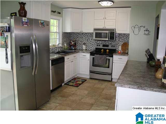 253 18th Street Calera, AL 35040 - Photo 3 of 31
