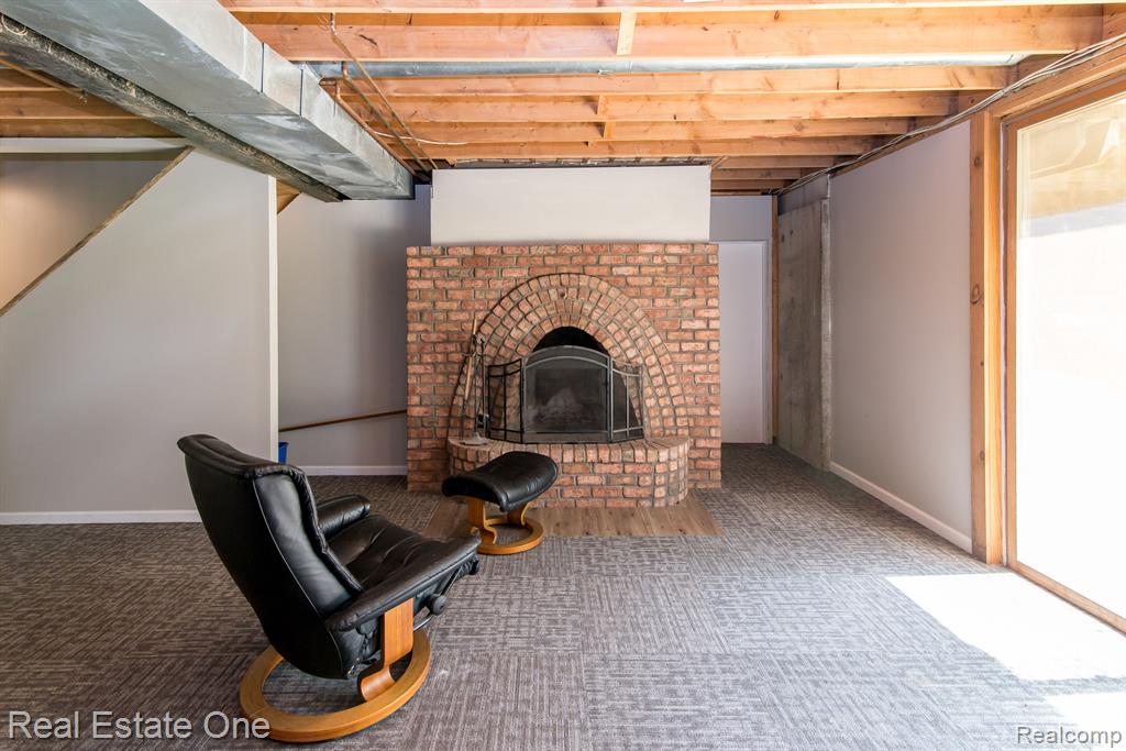 5804 Brighton Road Brighton, MI 48116 - Photo 52 of 57