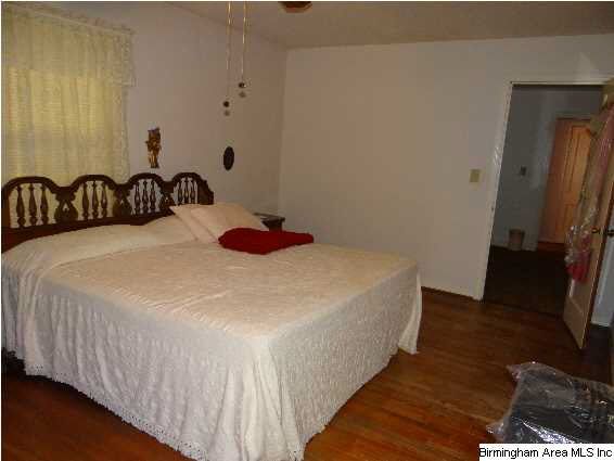 2348 23rd Street Southwest Birmingham, AL 35208 - Photo 8 of 12