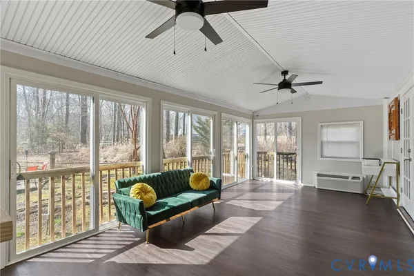 $347,000 | 273 North Oakes Circle, Saluda, VA 23149