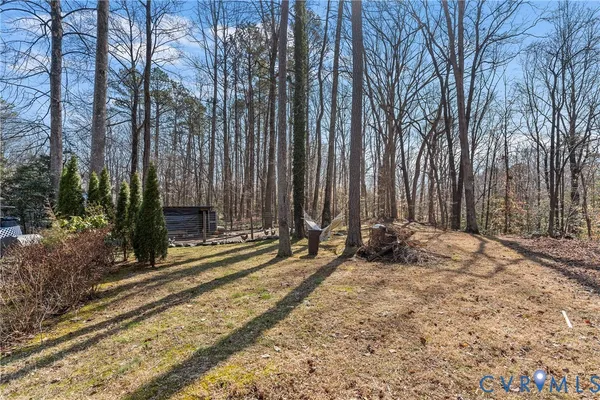 $347,000 | 273 North Oakes Circle, Saluda, VA 23149