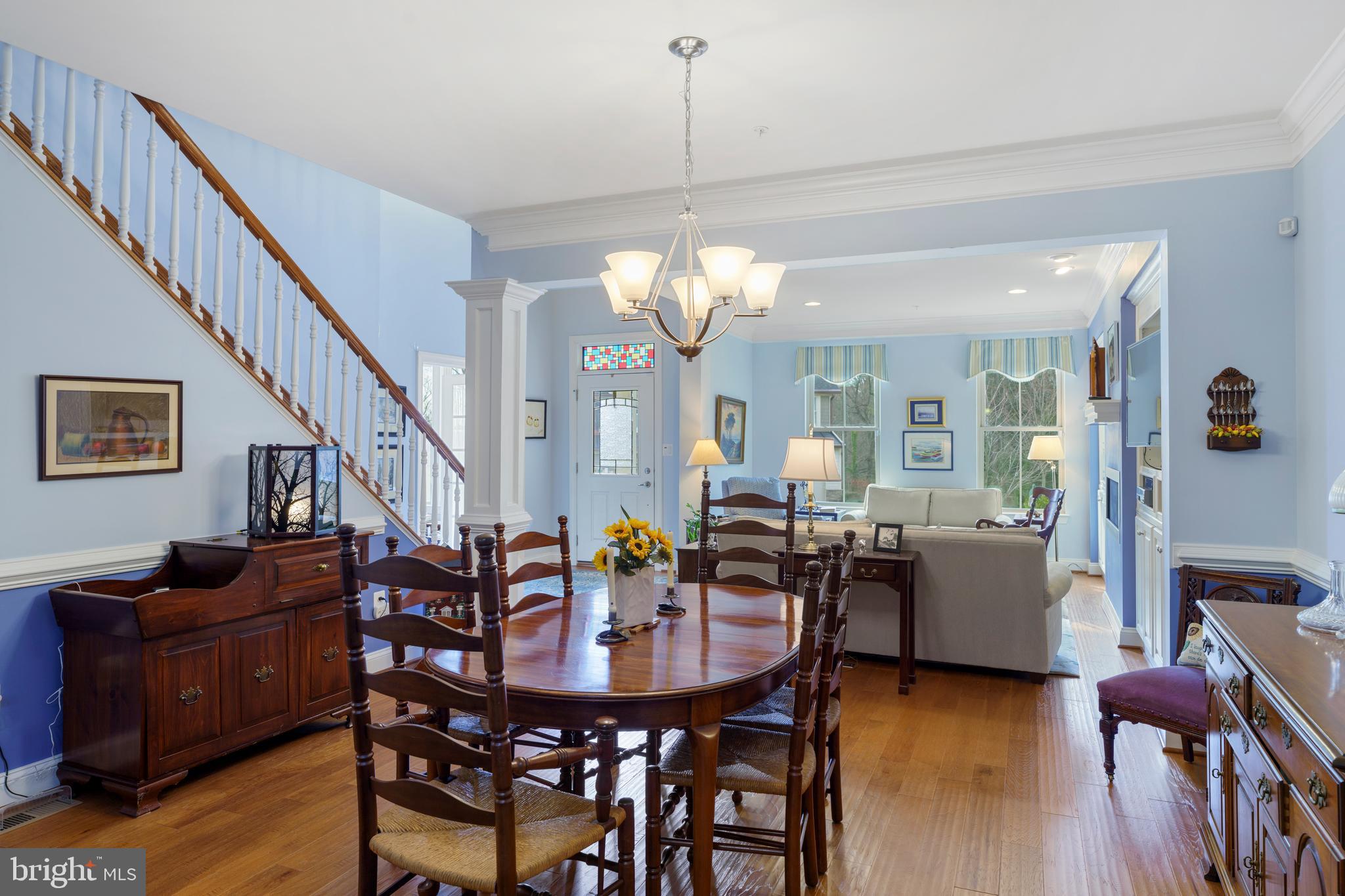 6926 Summit Circle Baltimore, MD 21239 - Photo 11 of 52 a view of a dining room with furniture and wooden floor
