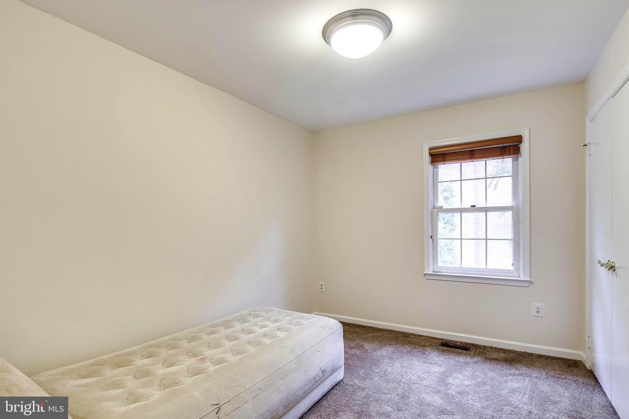 10781 Brewer House Road Rockville, MD 20852 - Photo 18 of 31