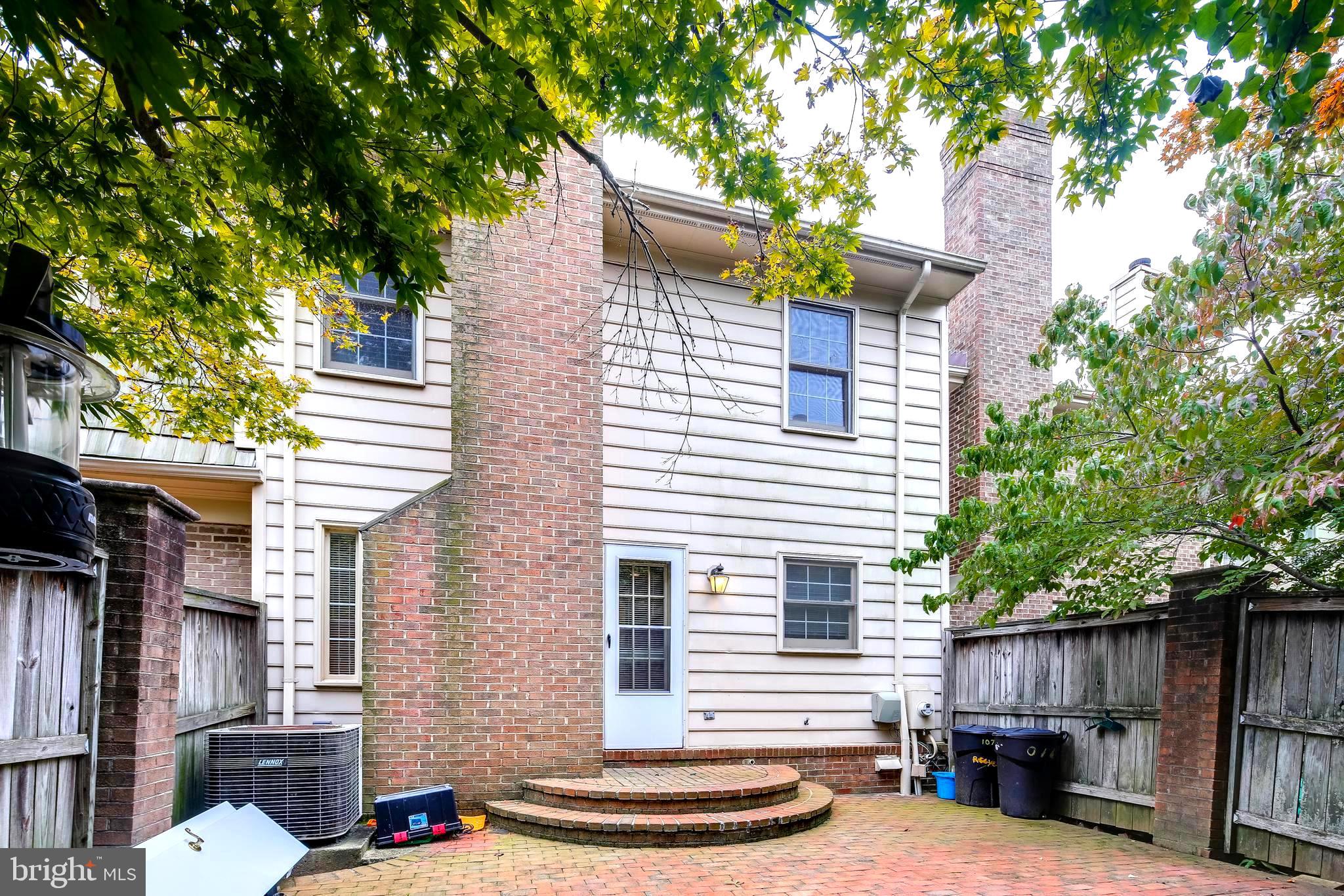 10781 Brewer House Road Rockville, MD 20852 - Photo 27 of 31