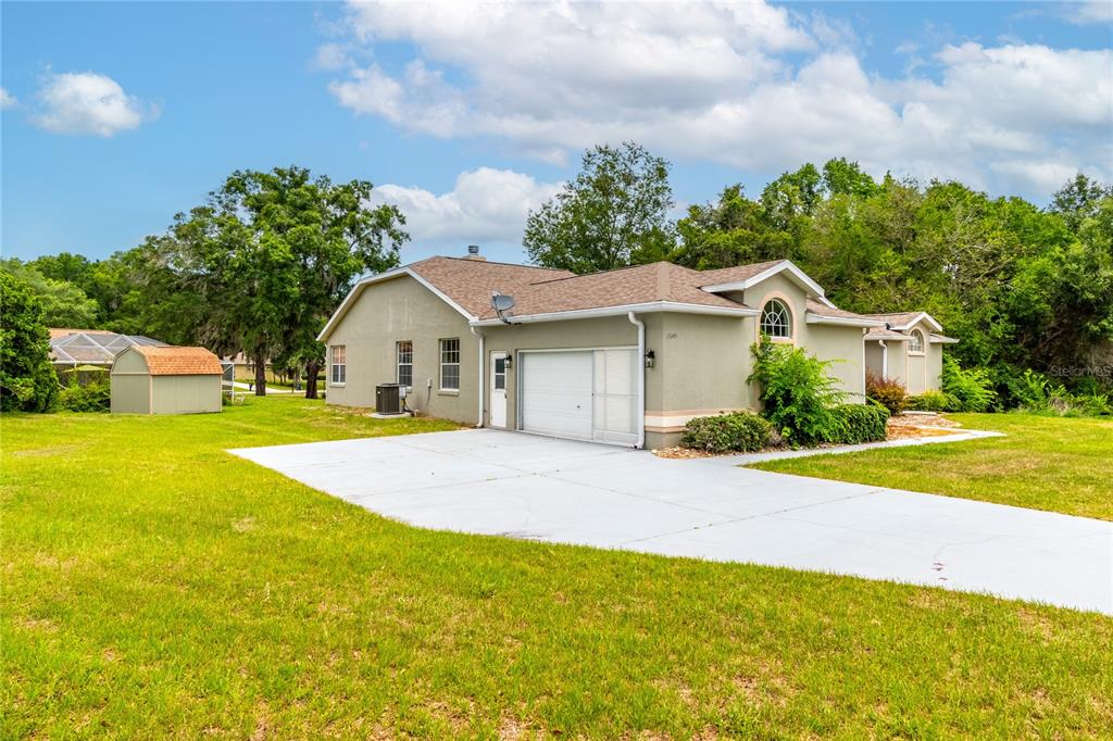 7649 Southwest 103rd Loop Ocala, FL 34476 - Photo 3 of 52