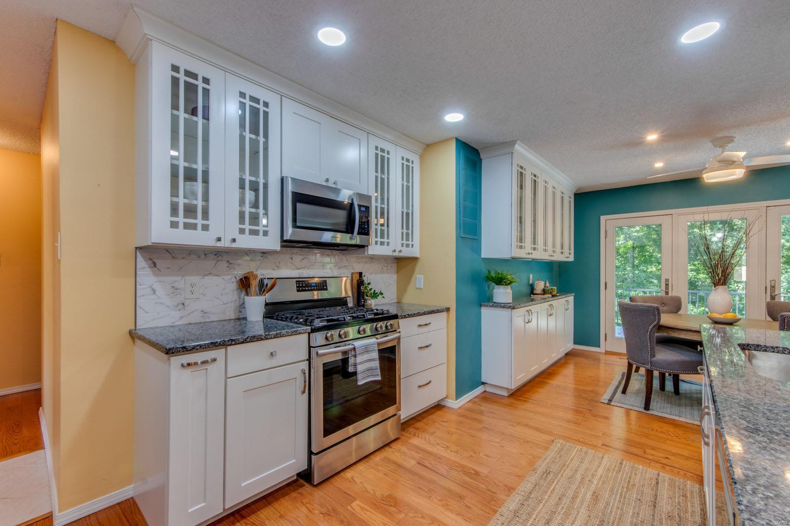 907 Ridge Tree Lane St. Louis, MO 63131 - Photo 13 of 50 Gallery Image 13