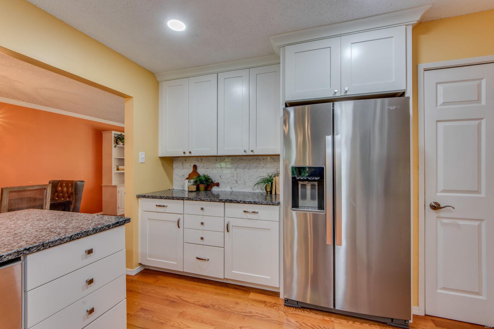 907 Ridge Tree Lane St. Louis, MO 63131 - Photo 14 of 50 Gallery Image 14