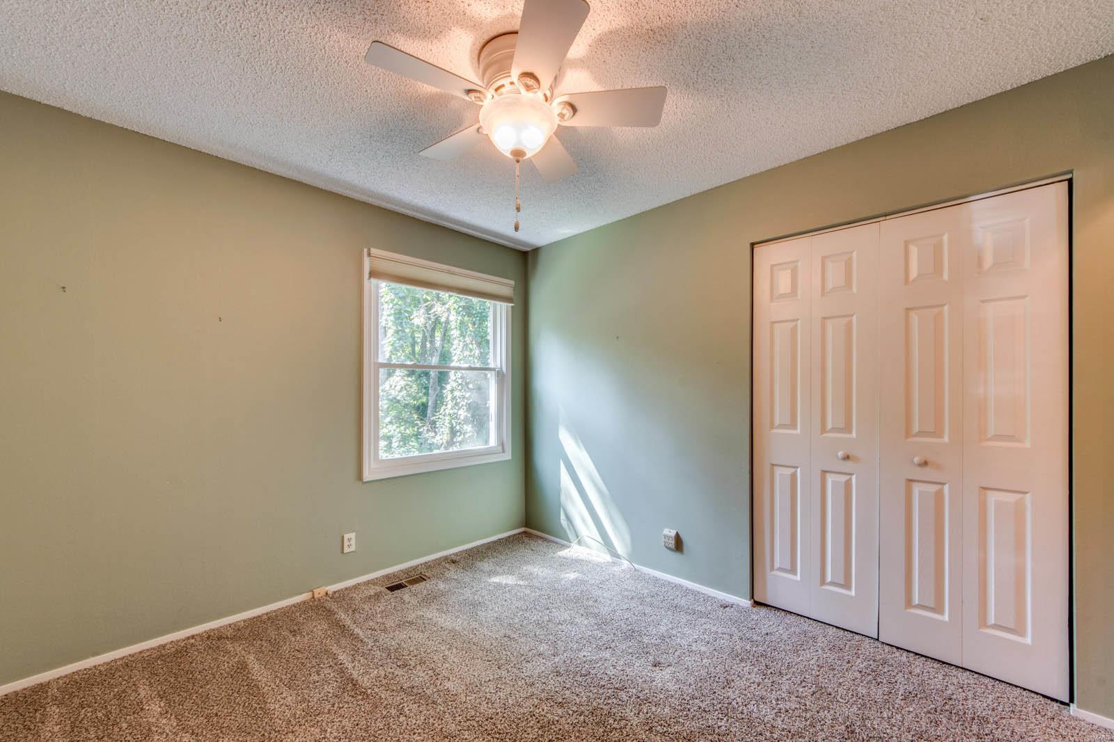 907 Ridge Tree Lane St. Louis, MO 63131 - Photo 34 of 50 Gallery Image 34
