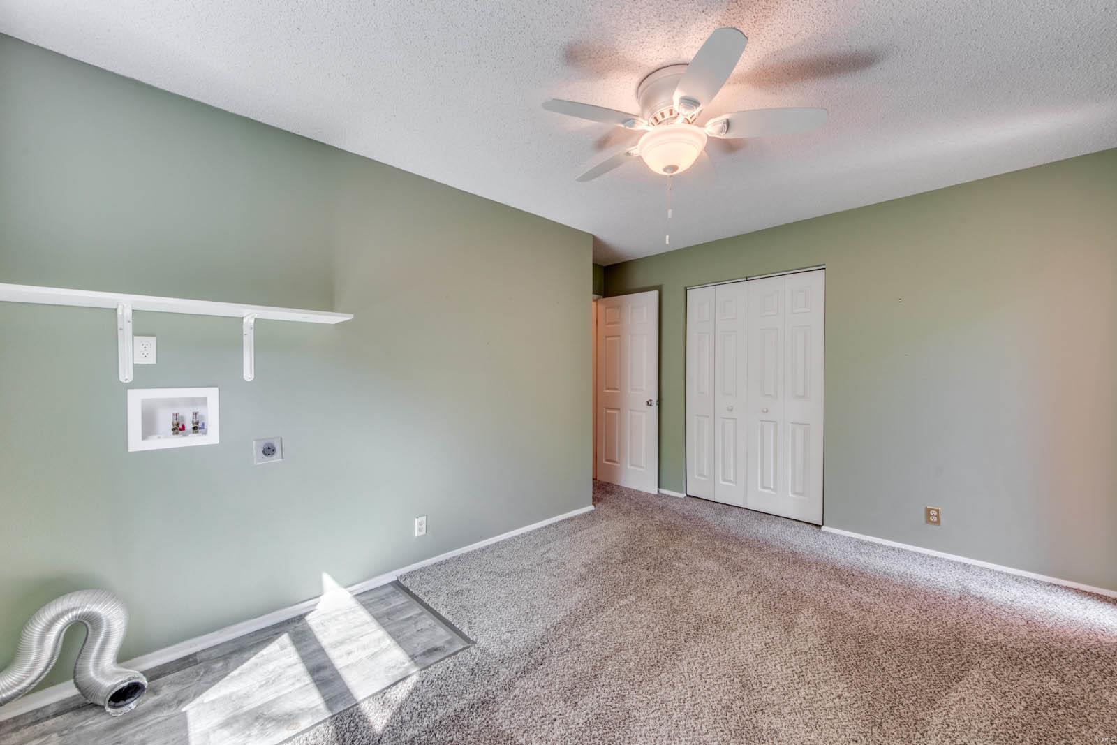 907 Ridge Tree Lane St. Louis, MO 63131 - Photo 39 of 50 Gallery Image 39
