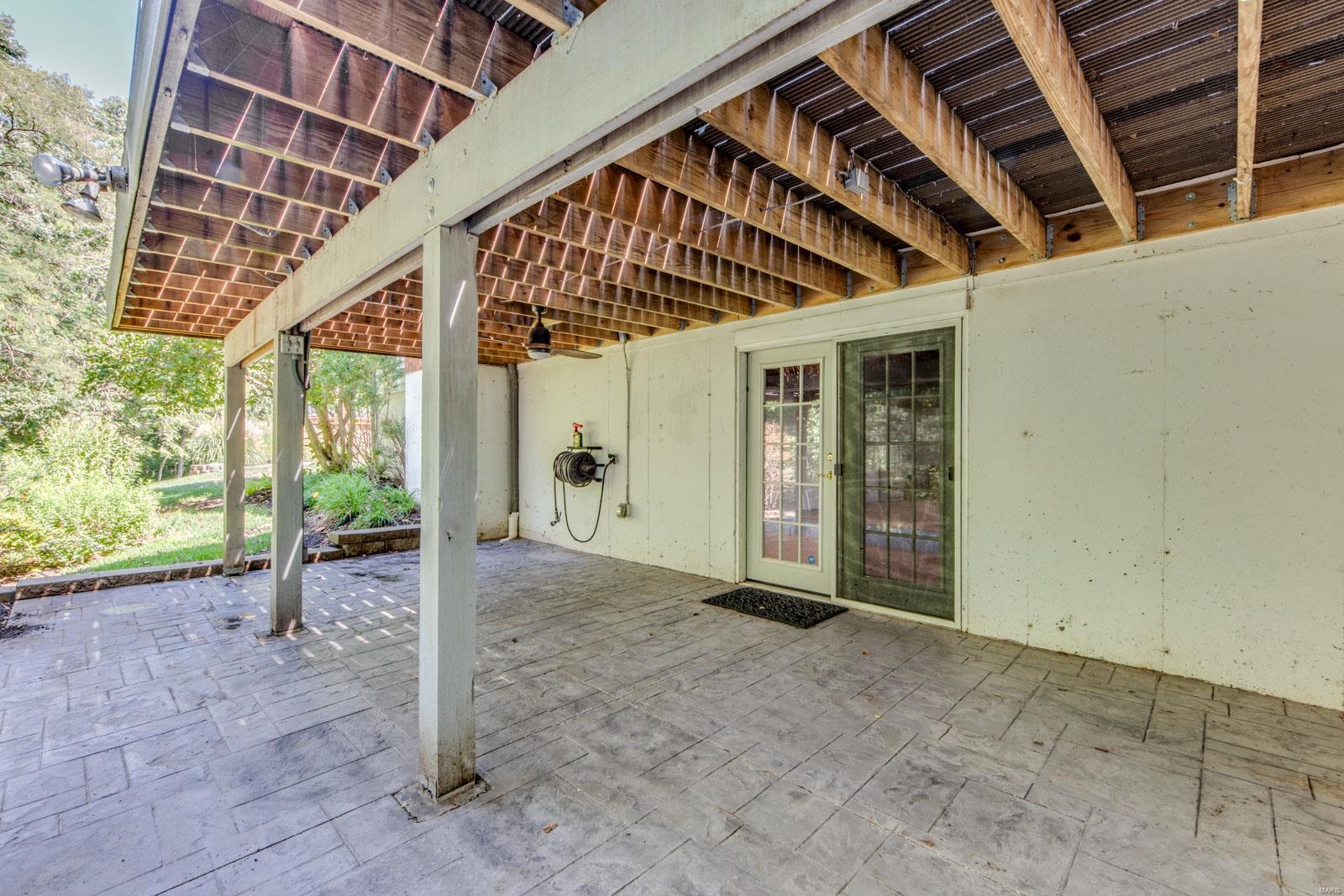 907 Ridge Tree Lane St. Louis, MO 63131 - Photo 45 of 50 Gallery Image 45