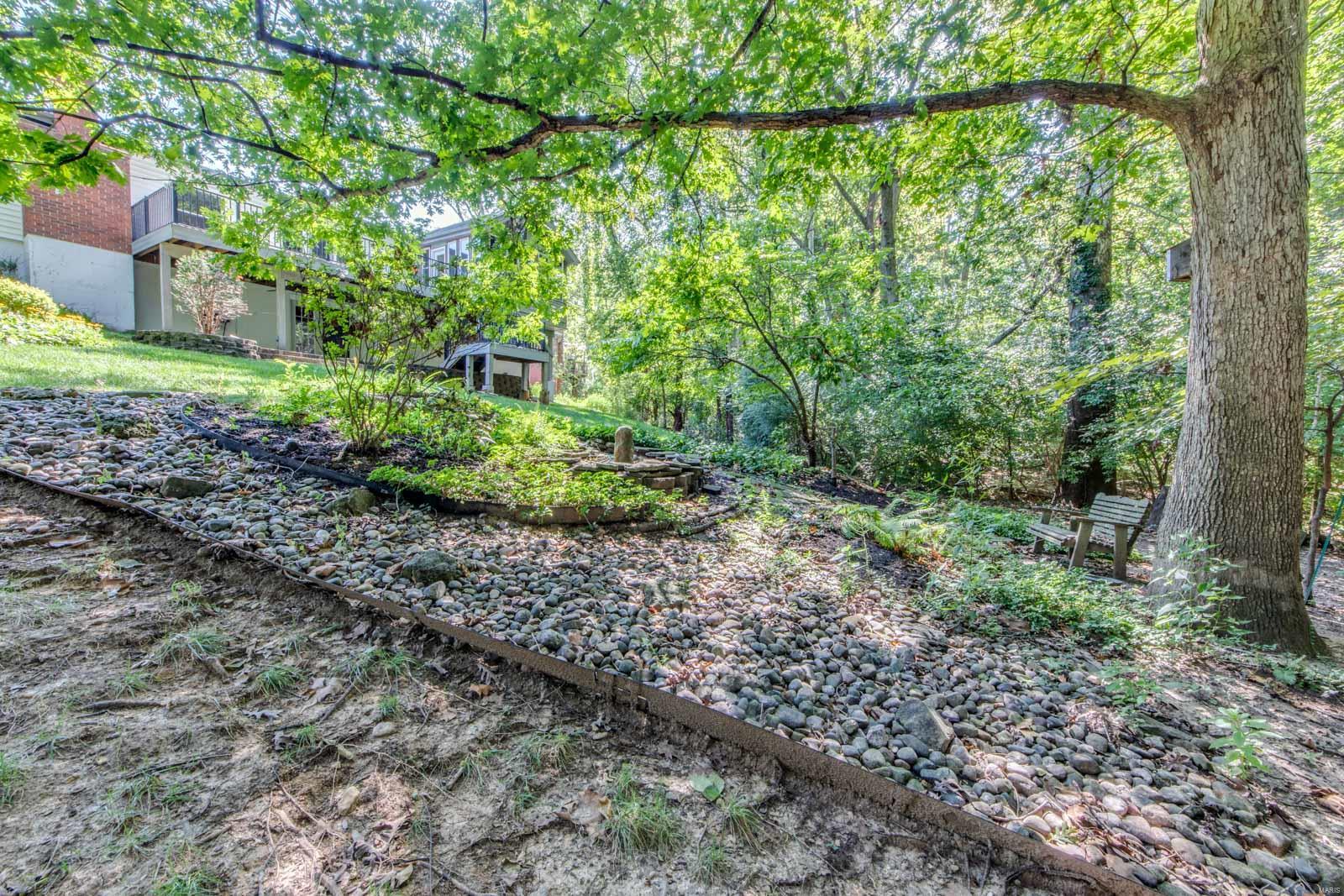 907 Ridge Tree Lane St. Louis, MO 63131 - Photo 49 of 50 Gallery Image 49