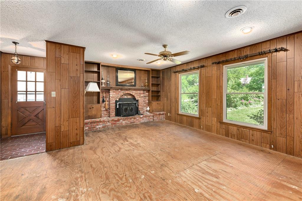 5327 Outlook Street Mission, KS 66202 - Photo 16 of 47