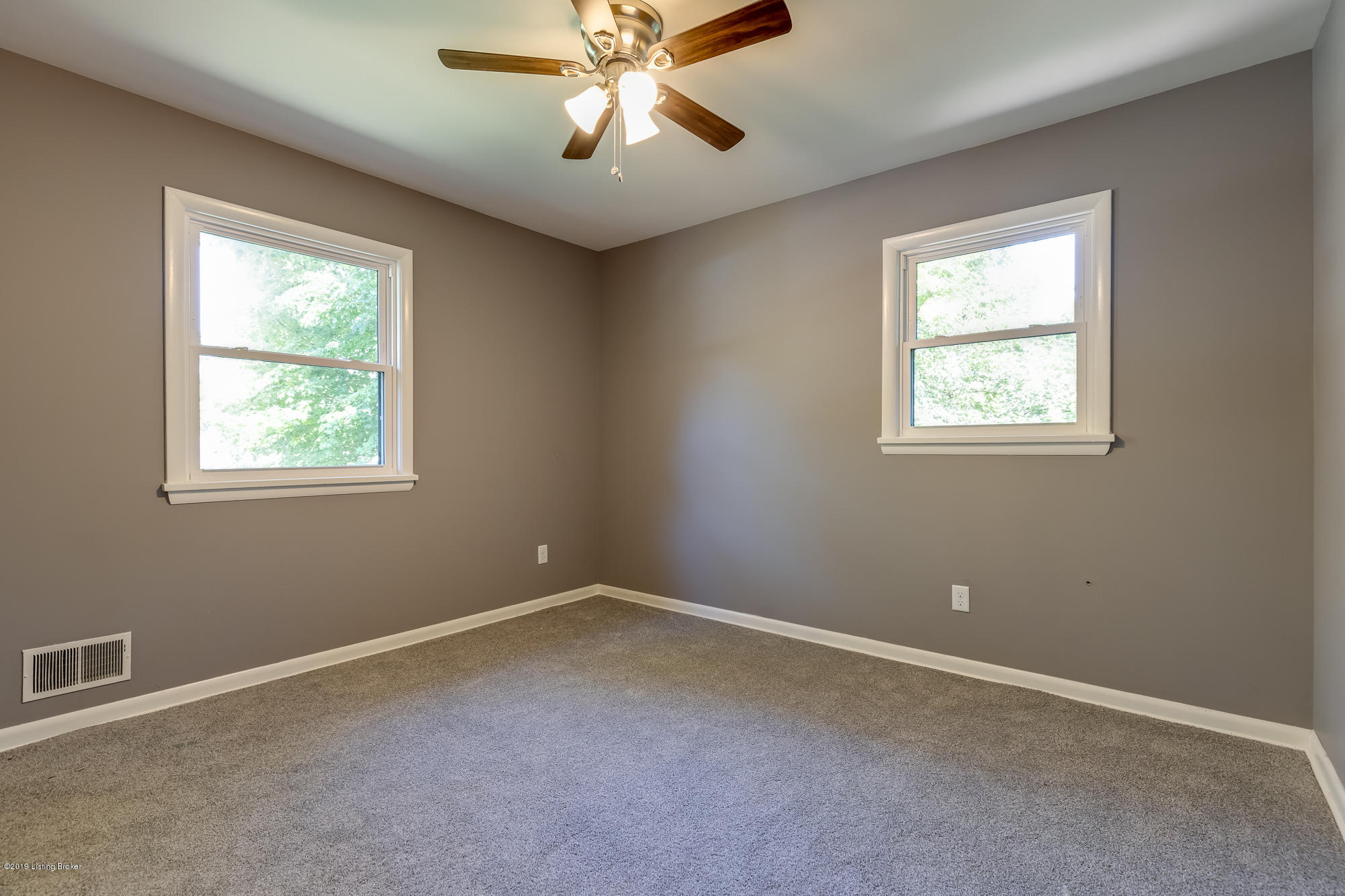3317 Dell Road Louisville, KY 40299 - Photo 28 of 34 3317 Dell Rd - 28 - for MLS