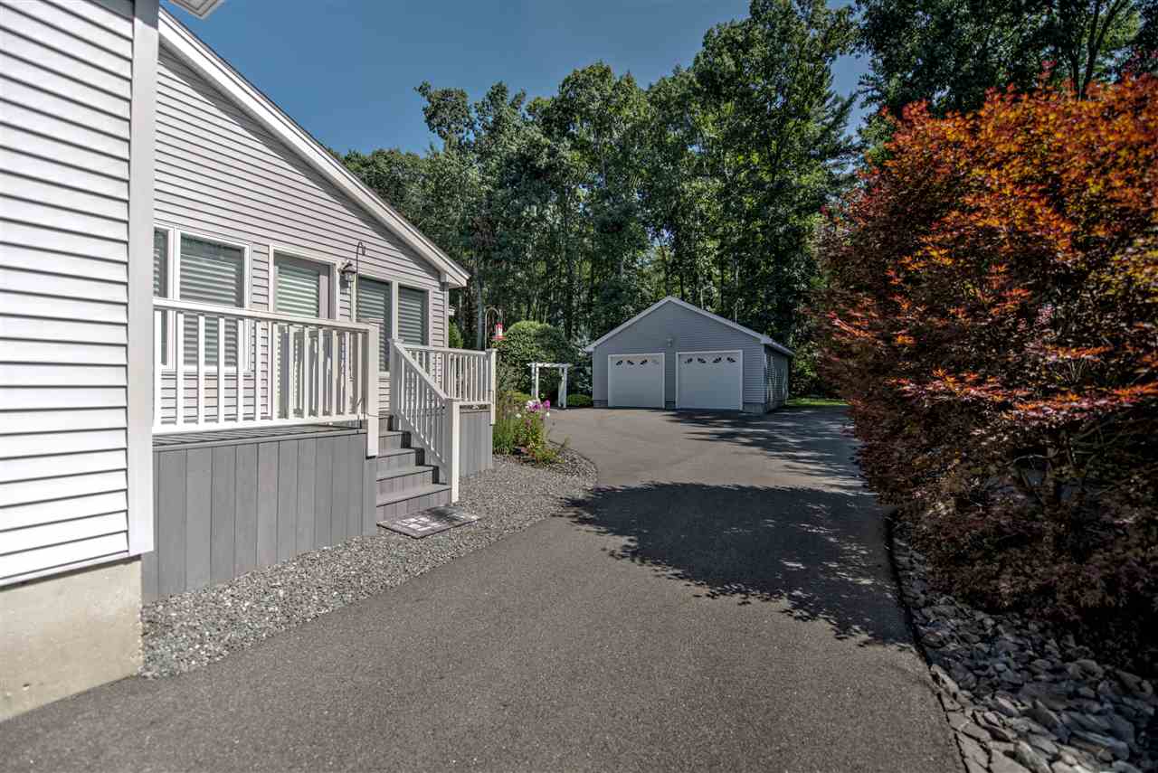 32 Telo Road Windham, NH 03087 - Photo 3 of 32
