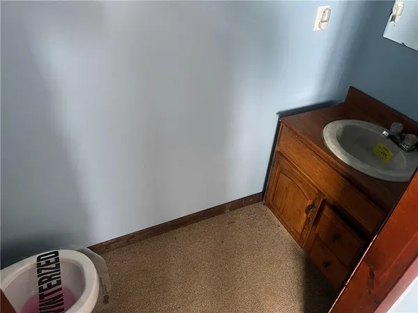 $169,900 | 128 Hamilton Lane, New Galilee, PA 16141