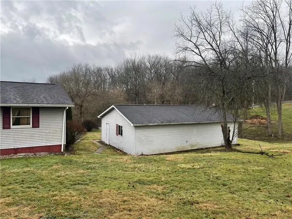 $169,900 | 128 Hamilton Lane, New Galilee, PA 16141